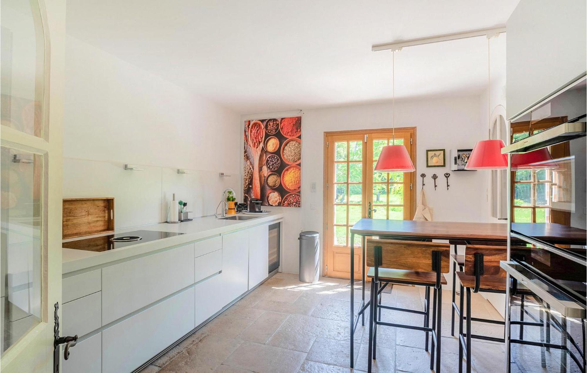 6 Bedroom Pet Friendly Home In Carces Exterior photo